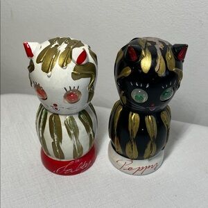 VINTAGE WOODEN CAT FIGURE FIGURAL SALT N AND PEPPER SHAKERS ANTIQUE JAPAN KITTY